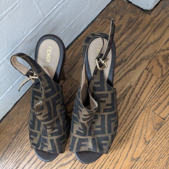 Fendi Zucca Platform Clog Heels - Picture 2 of 3